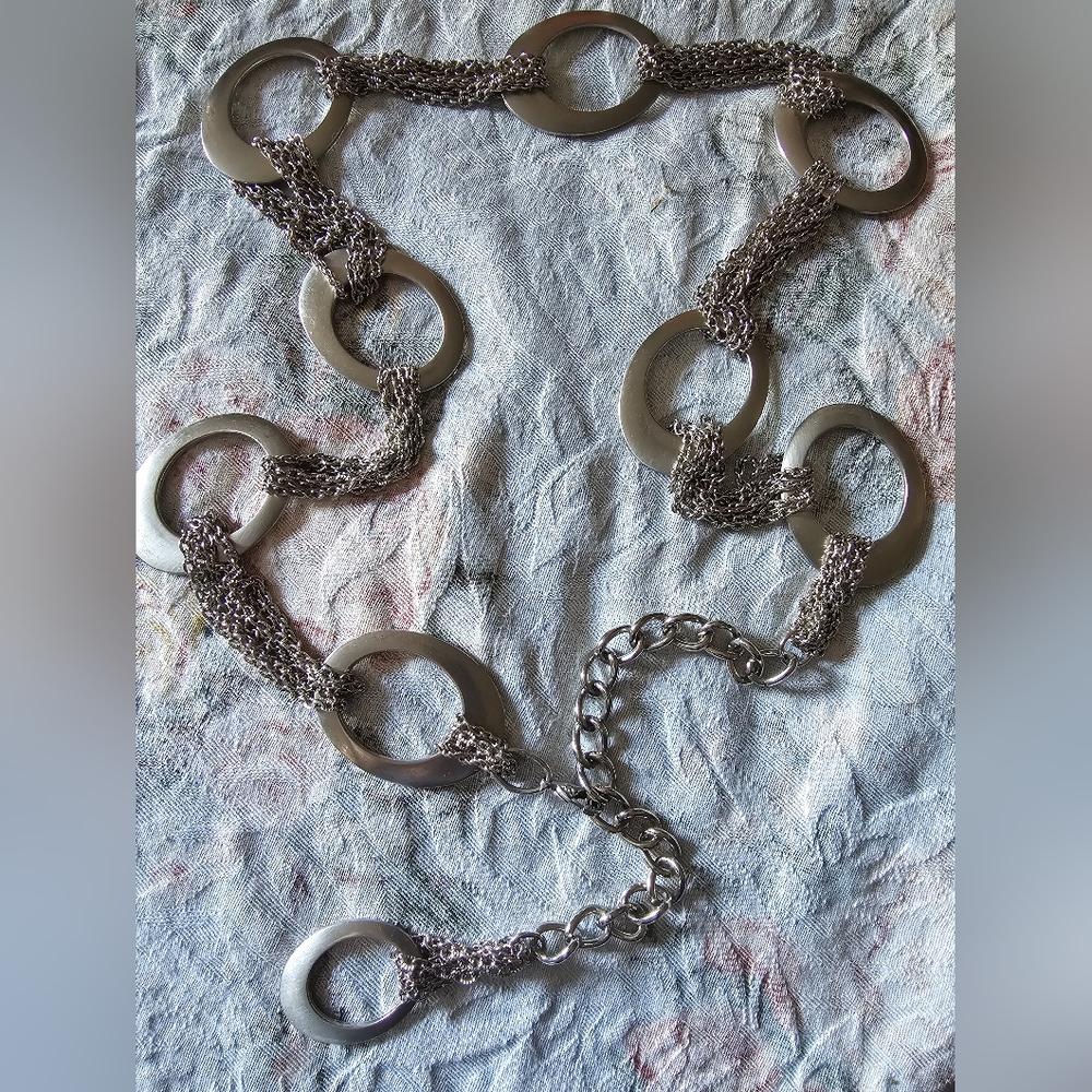 Elegant Silver Chain Link Necklace